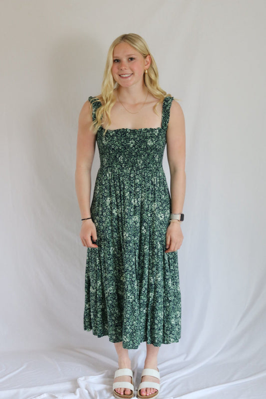 The Willow Dress — Apricot