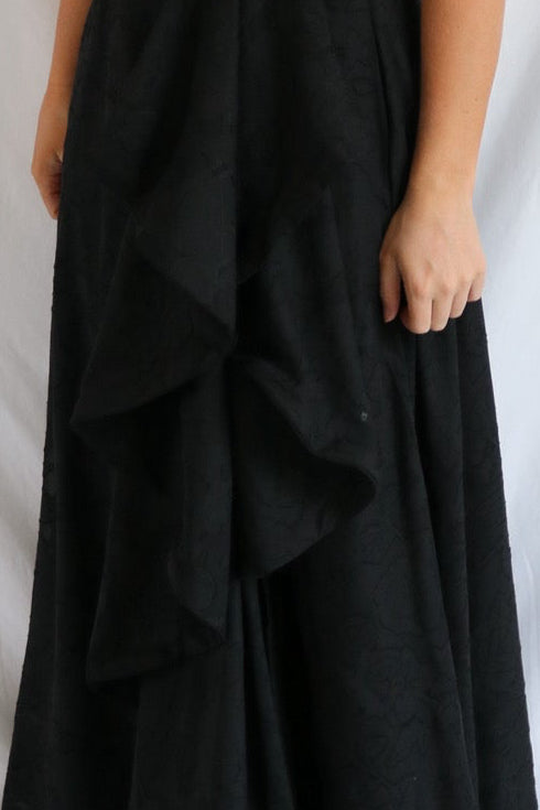 The Midnight Romance Gown — Windsor