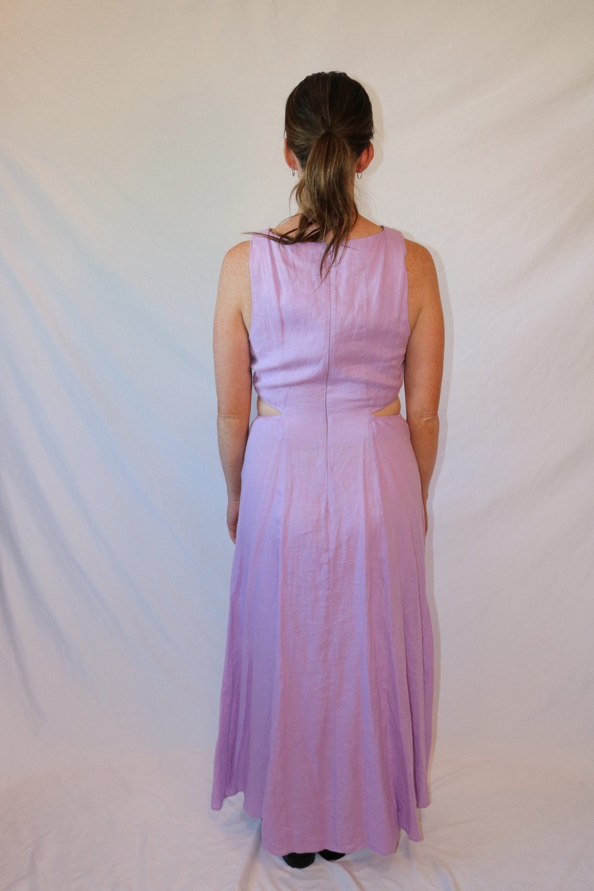 The Lavender Linen Dress- Kivari
